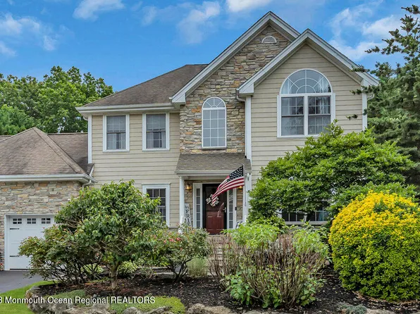 8 Poppy Lane, Howell, NJ 07731