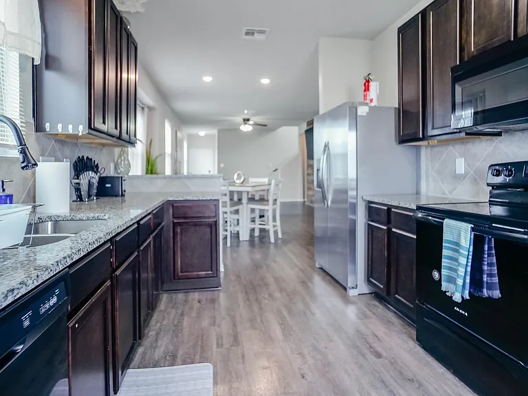 5323 Moni Rock Dr — Photo 7