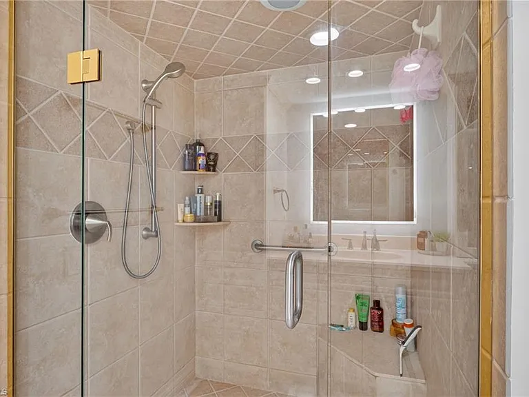 4451 Gulf Shore Blvd N #1604 — Photo 16