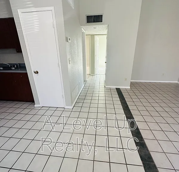 1503 N Riverview Blvd — Photo 10