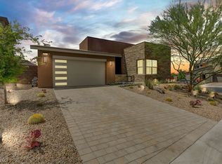 7067 Lagrange Point St, Las Vegas, NV 89148