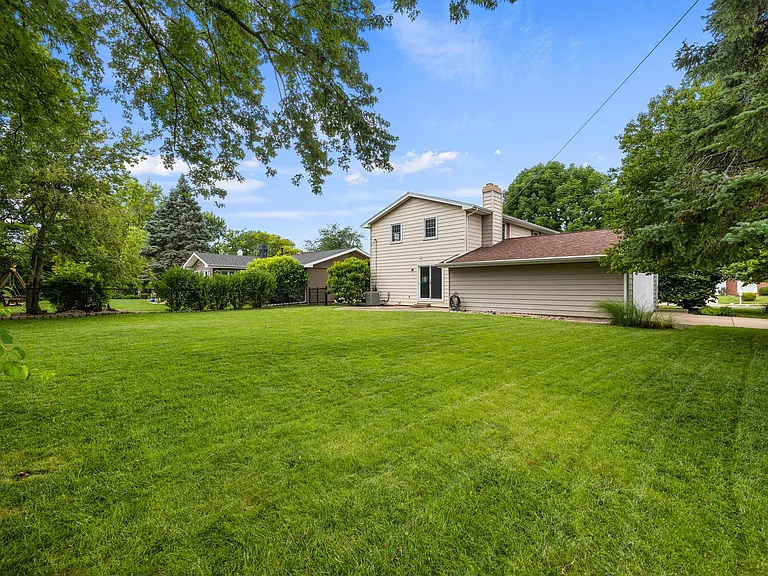 5824 N Imperial Dr — Photo 43