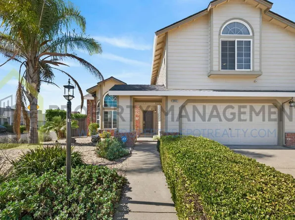 8932 Hollowstone Way, Sacramento, CA 95828