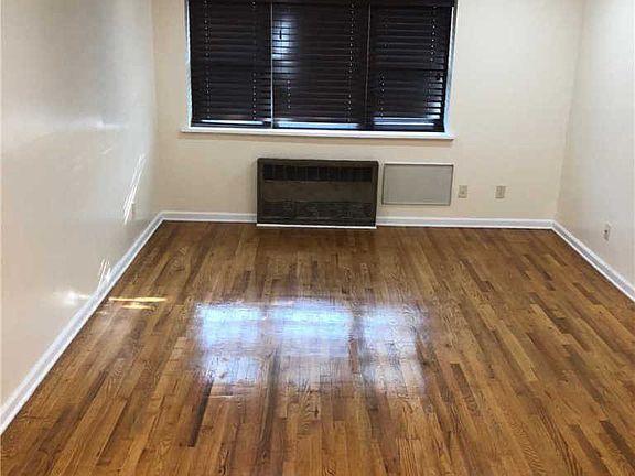 3rd image of 2021 E 53rd Pl