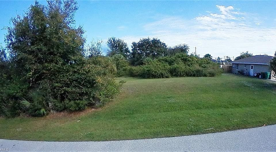 1st image of 6112 Roberta Dr