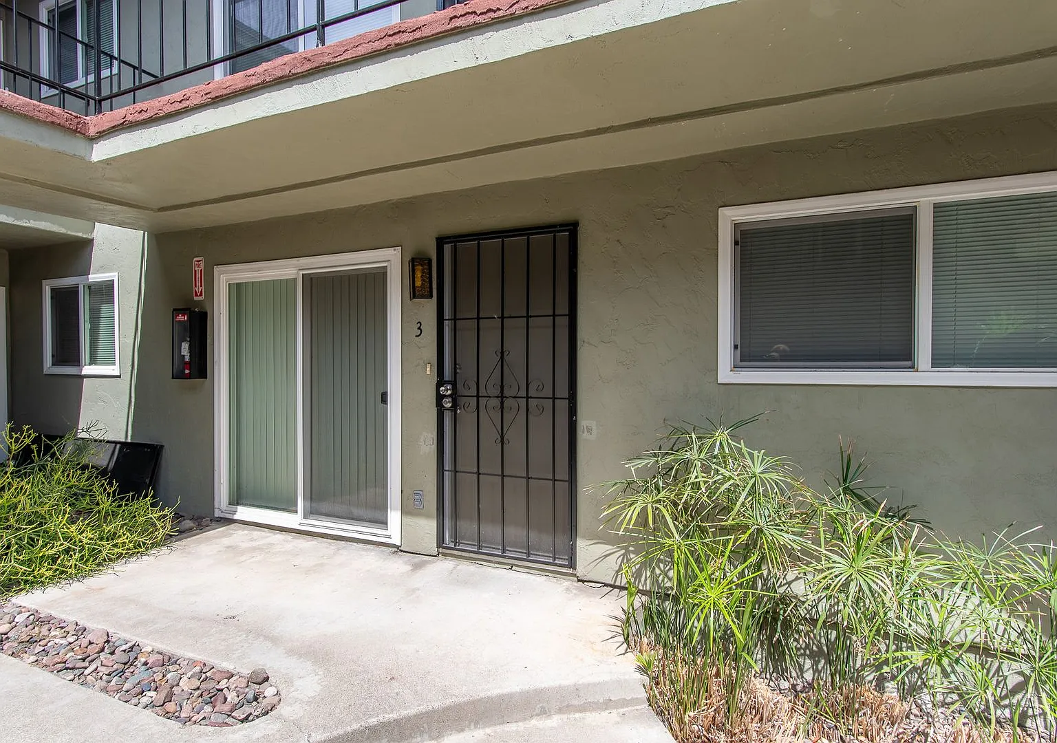 4450 Wilson Avenue %% — Photo 3