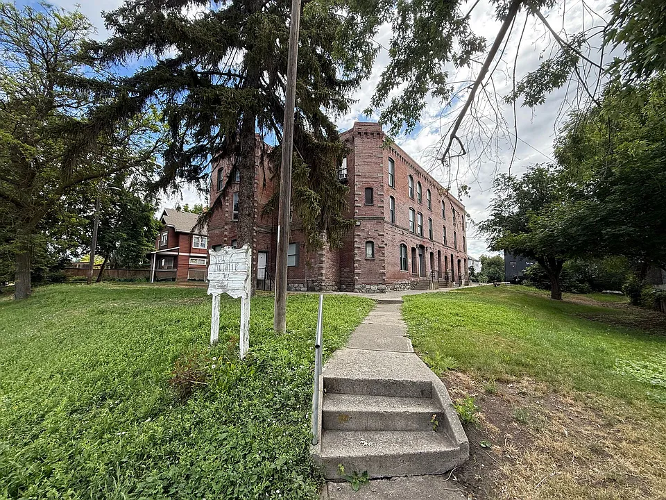 Natalie Apartments!