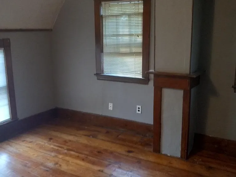 31 Durrell St — Photo 17