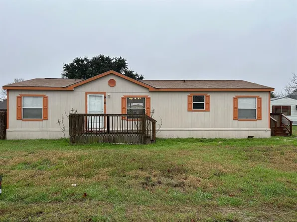 918 Reiley Road, Seguin, TX 78155