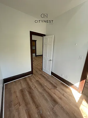 Rented by Citi Nest Group LLC | media 9