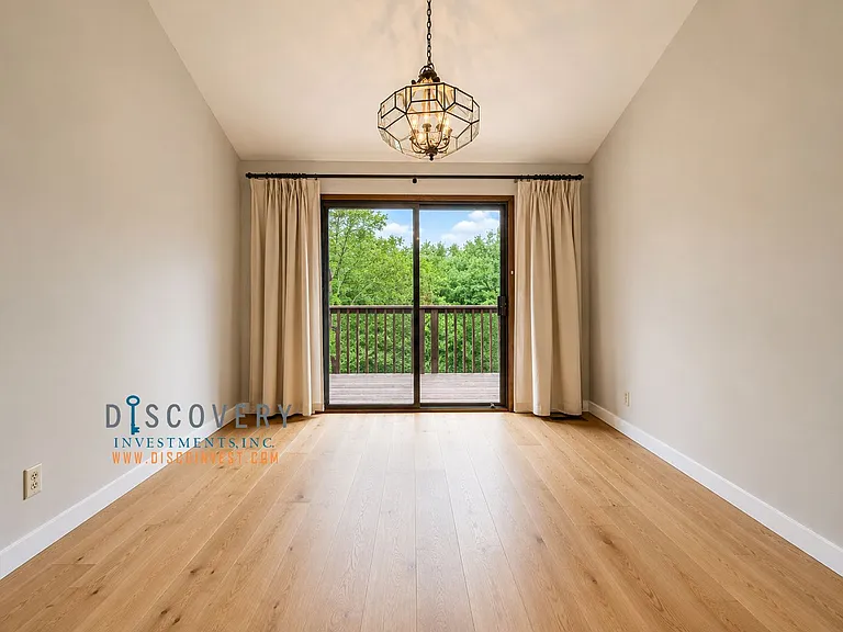 1188 Glencourt Dr — Photo 11