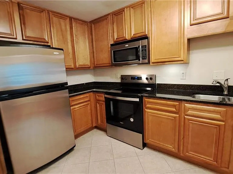 1468 Briarwood Rd #304 — Photo 12