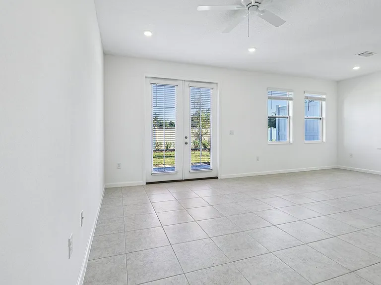 Nona Homes — Photo 31