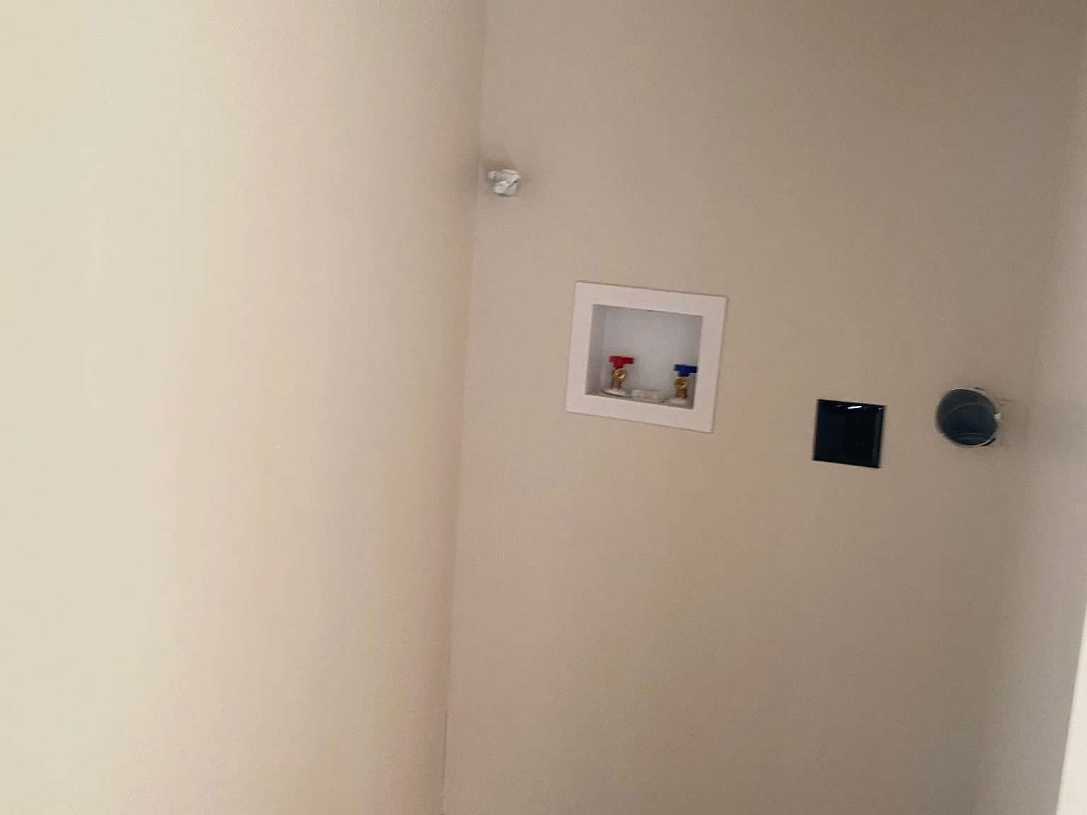 2 bed, 750 sqft, $2,950 — Photo 3