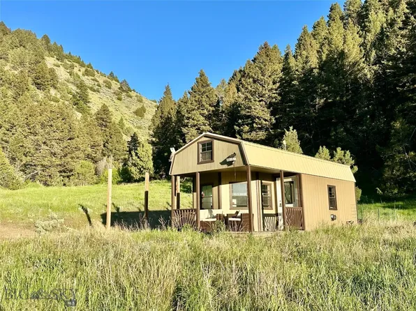 18600 Pole Gulch Rd, Three Forks, MT 59752