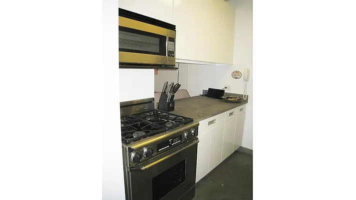 Rented by Fenwick Keats Real Estate | media 10