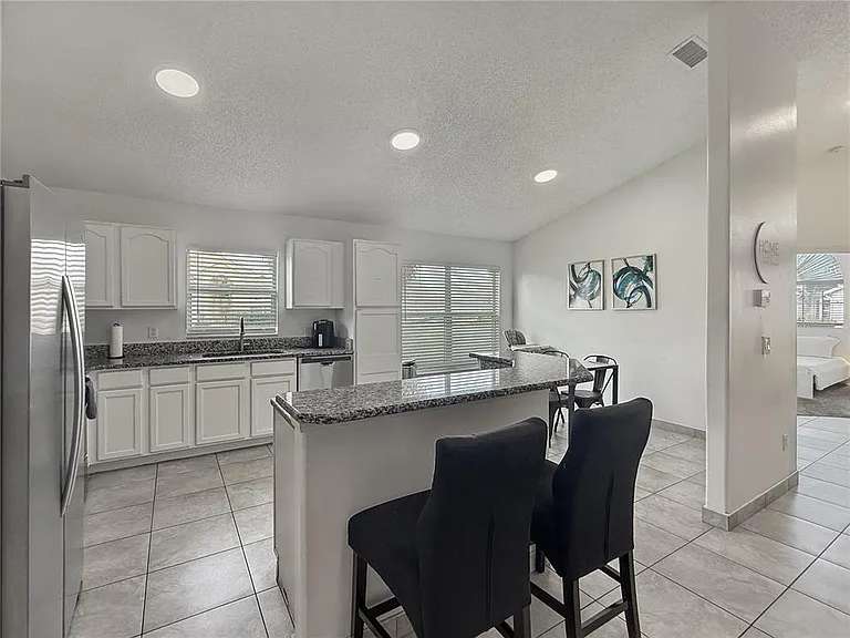 2512 Oneida Loop — Photo 10