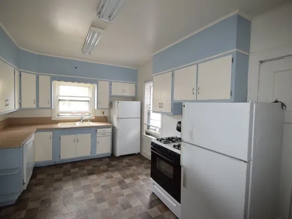 37 N Brooks St, Madison, WI 53715