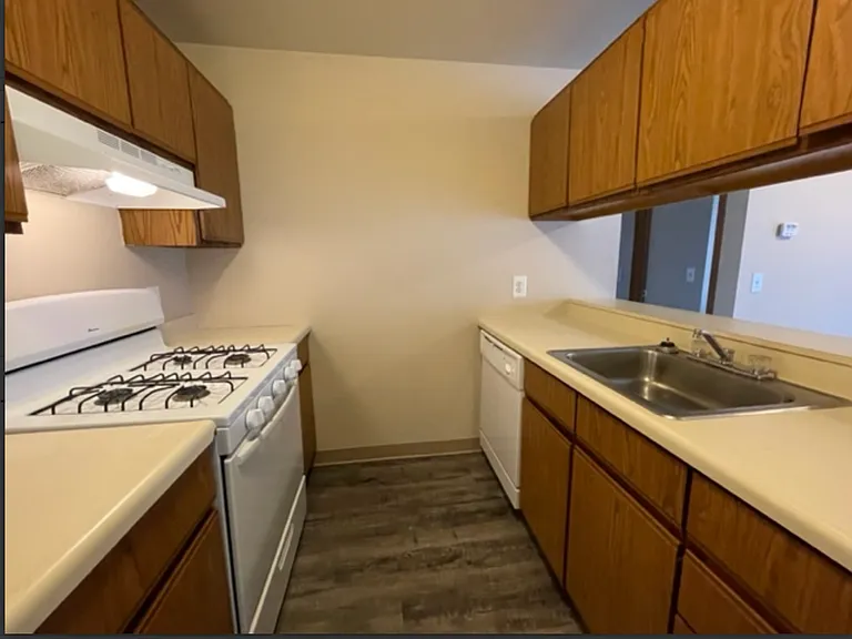 2340 Michael Ave SW — Photo 7