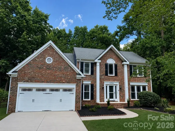 12500 Angel Oak Dr, Huntersville, NC 28078