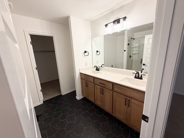 9407 N 115th East Ave — Photo 12