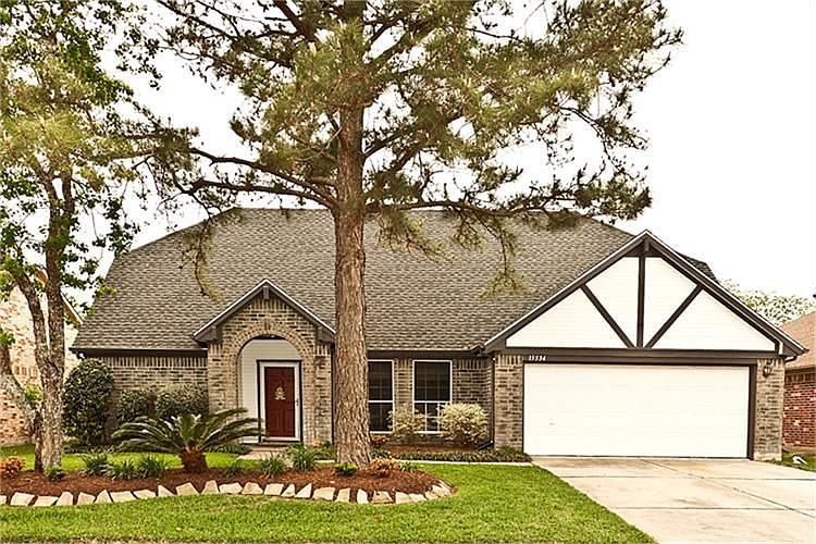 1st image of 15534 Pilgrim Hall Dr