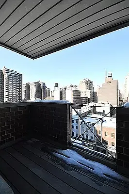 Rented by Compass | media 16