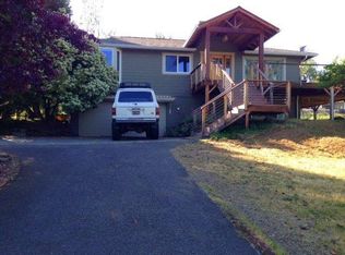 565 Woodberry Ln, Jacksonville, OR