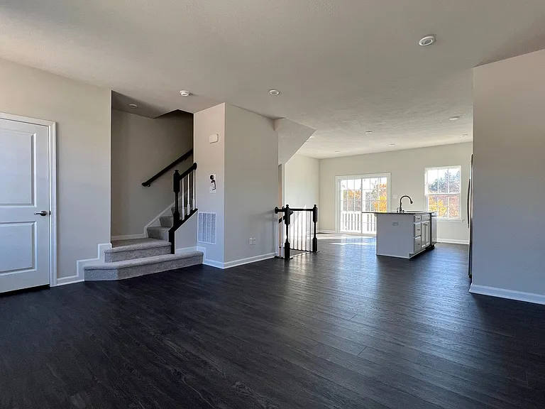 67 Hewstone Ct — Photo 14