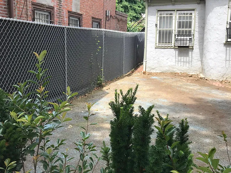 4101 Chester Ave #3 — Photo 84