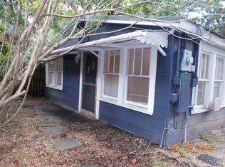 610 Gen Pershing Ave, Ocean Springs, MS 39564