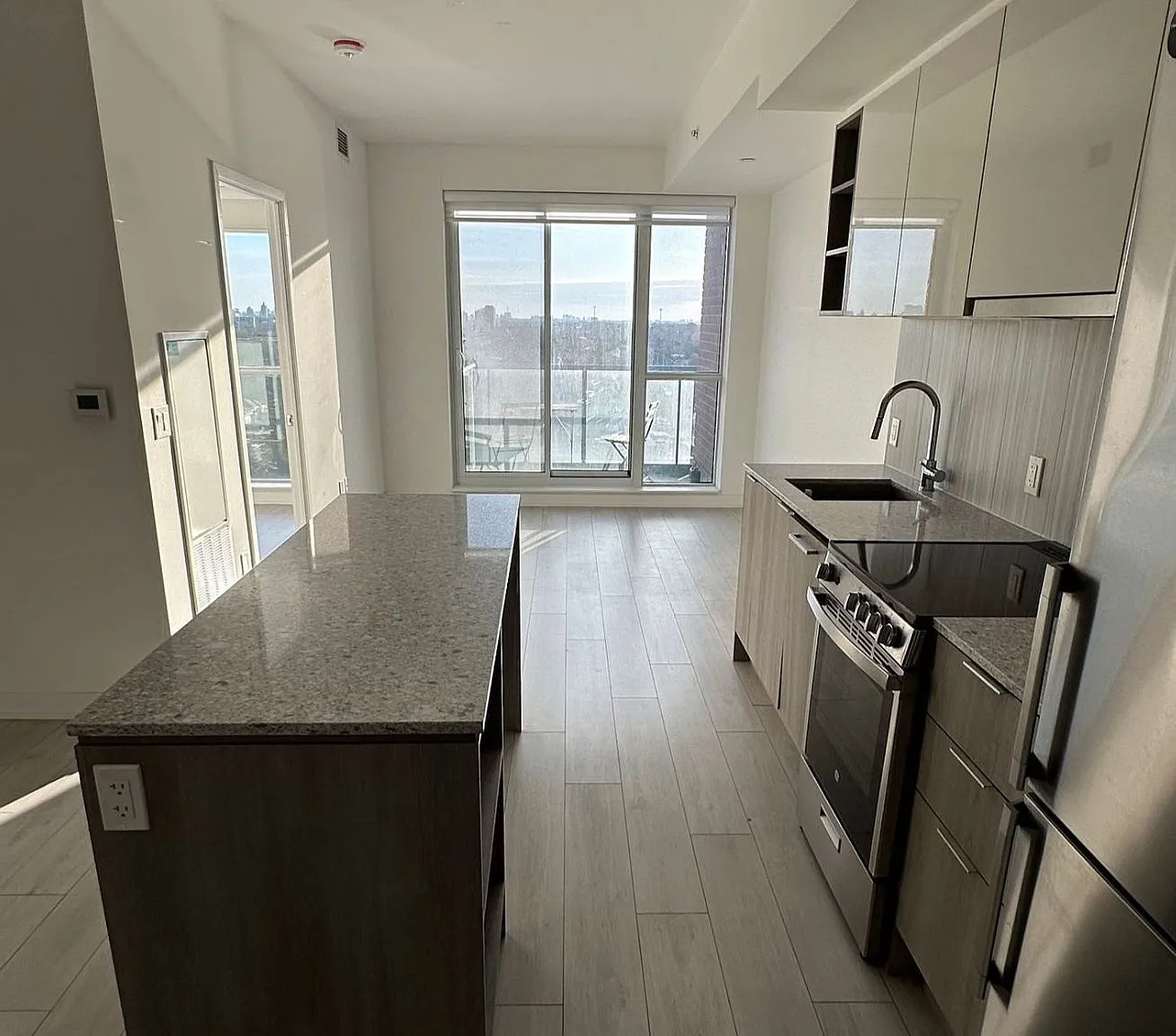2 bed, $2,200 — Photo 4