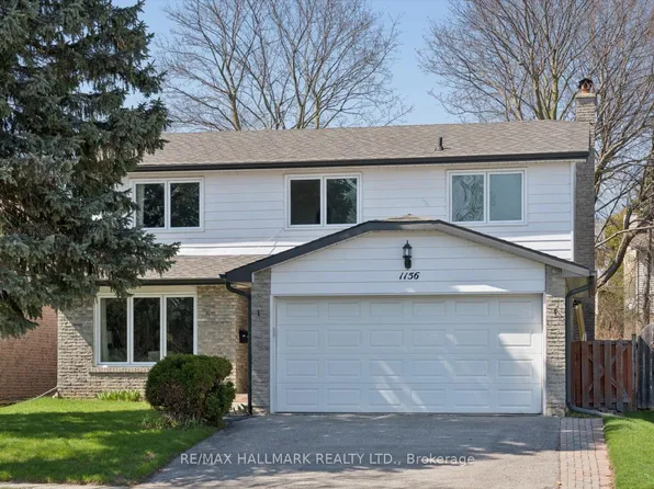 1156 Gloucester Sq, Pickering, ON L1V 3P6