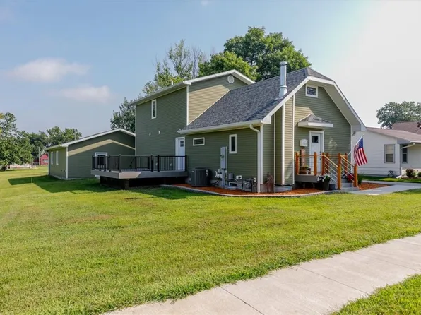 303 E 8th St, Madrid, IA 50156