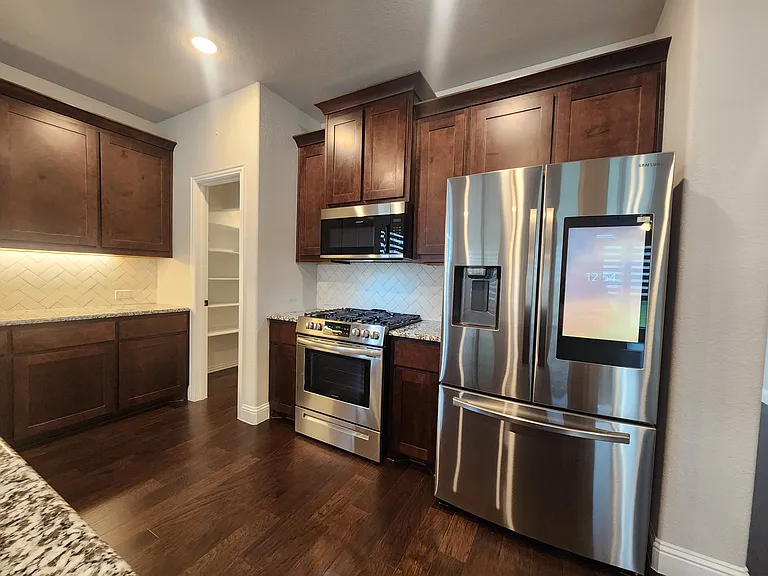 1024 Timber Ridge Dr — Photo 5