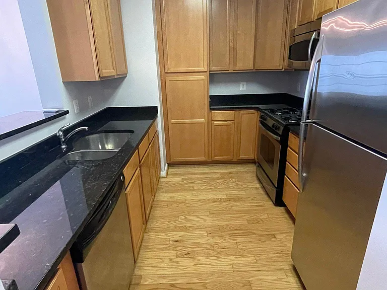 21210 McFadden Sq #303 — Photo 7