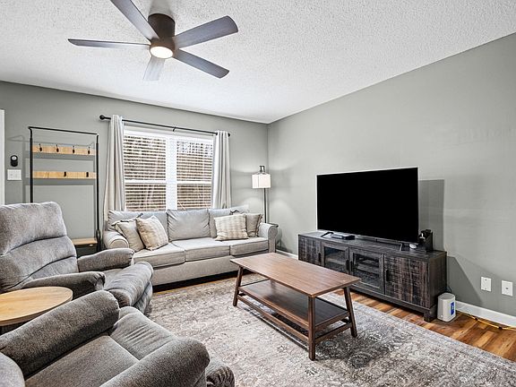 5th image of 479 Quinn Rd