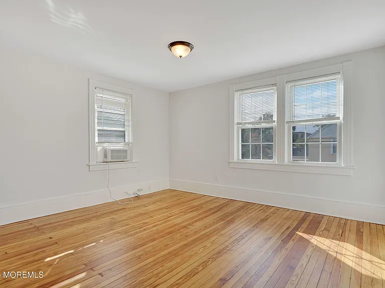 52 Leonard St — Photo 12