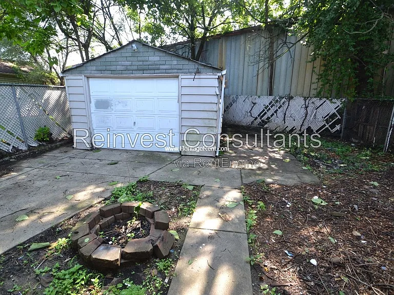 7116 Dillward Ave — Photo 8