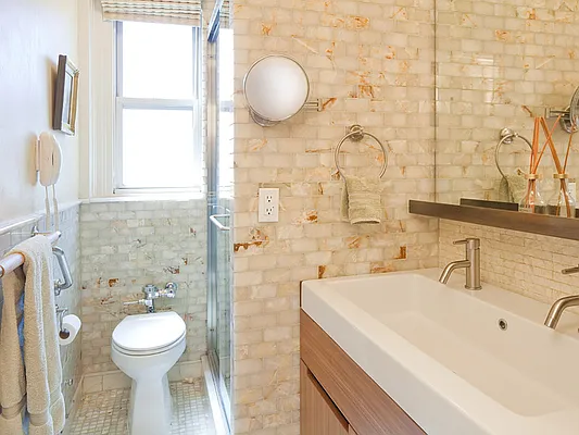 Sold by Sotheby's International Realty | media 15