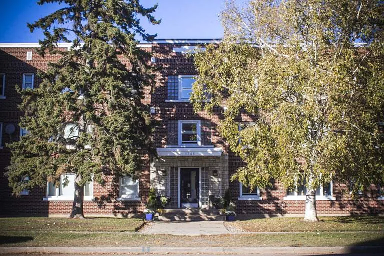 1731 Moodie St E #BACHELOR — Photo 10