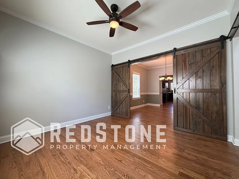 1823 Buxton Way — Photo 13