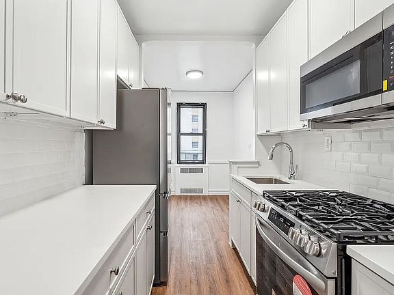 2nd image of 860 Grand Concourse APT 6M