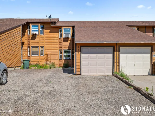 616 Oregon Ave, Gillette, WY 82718