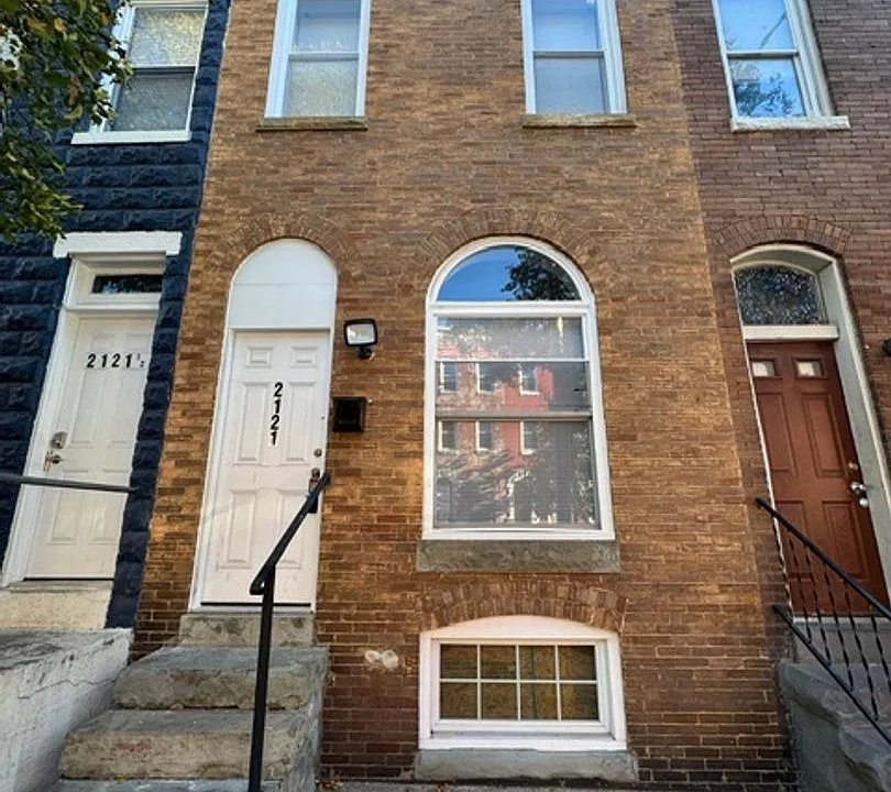 2121 McCulloh St