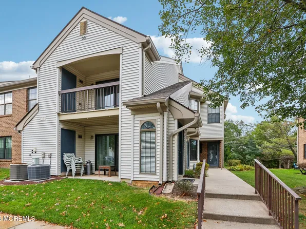 3015 Lighthouse Lane #3015, Parlin, NJ 08859