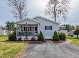 15 Oak Rd, Southington, CT 06489