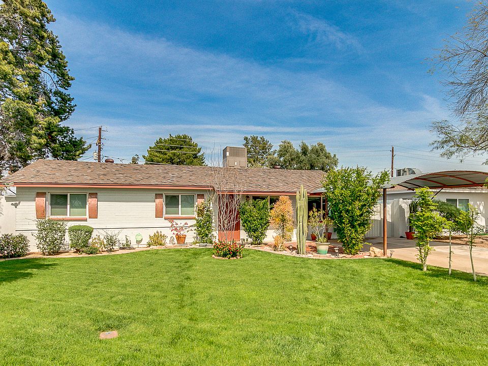 1st image of 2208 E Glenrosa Ave