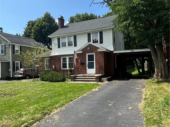 102 Wellington Rd, Syracuse, NY 13214