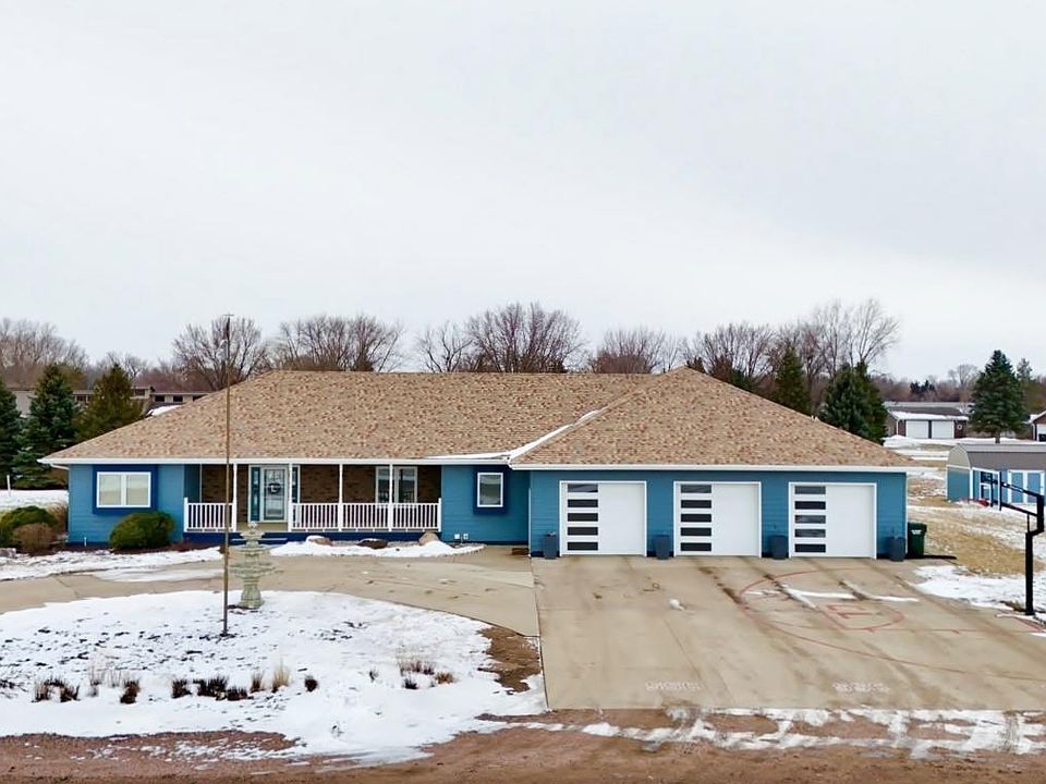 1st image of 552 Keman Dr